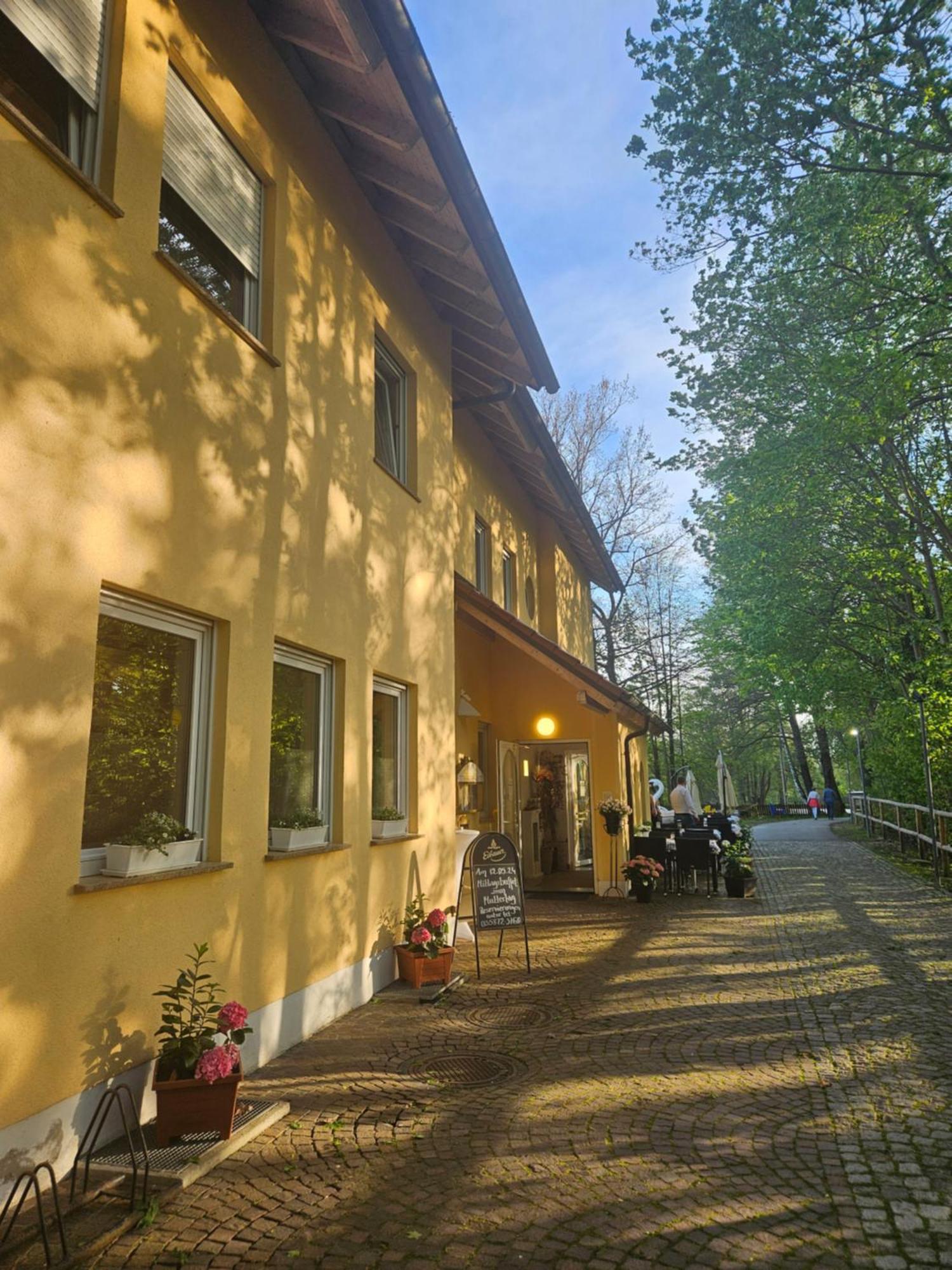 Al Gondoliere Hotel Oppach Bagian luar foto